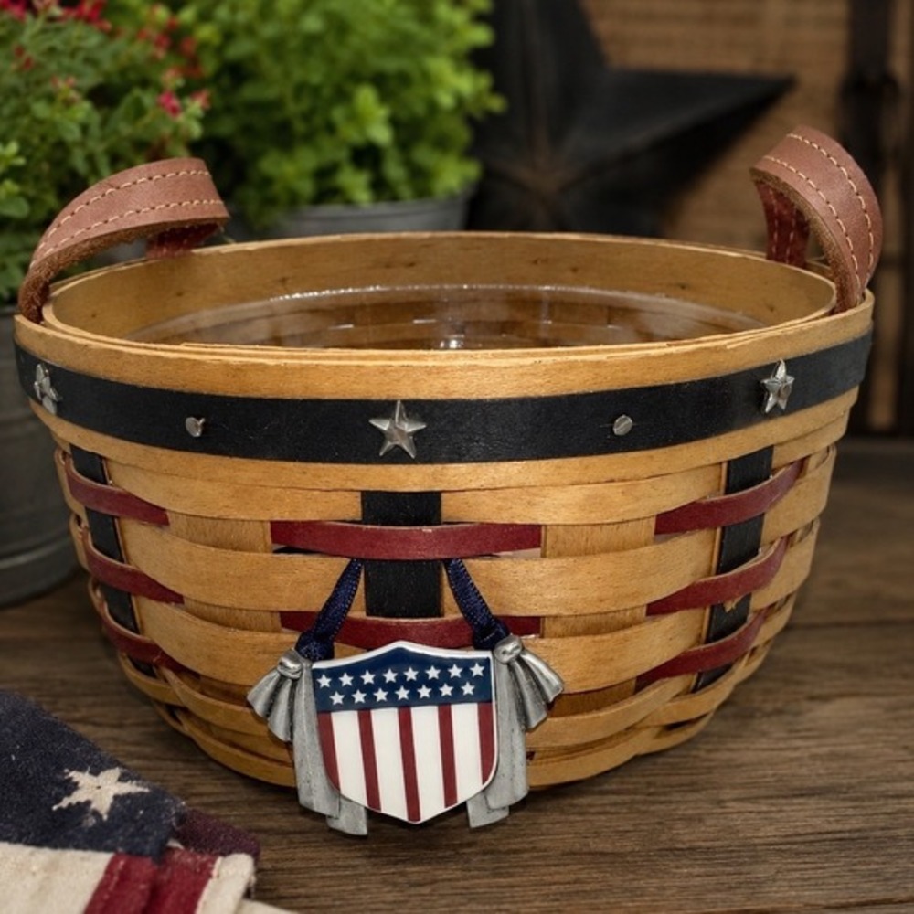 Longaberger 2004 Proudly USA Little Star Basket Patriotic Shield Protector